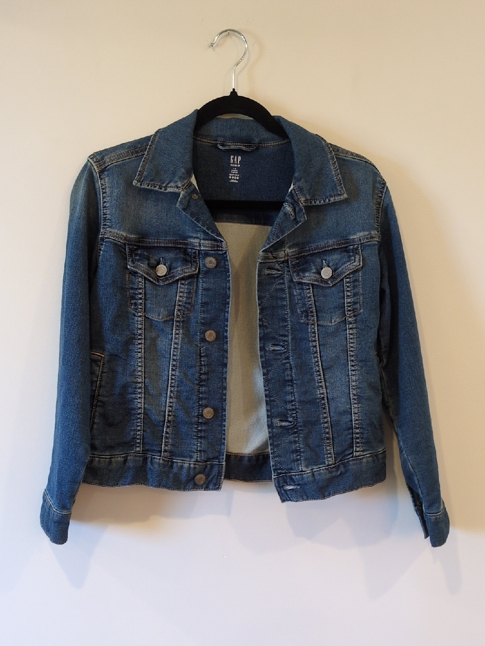 GAP Women's Medium Blue Denim Jacket